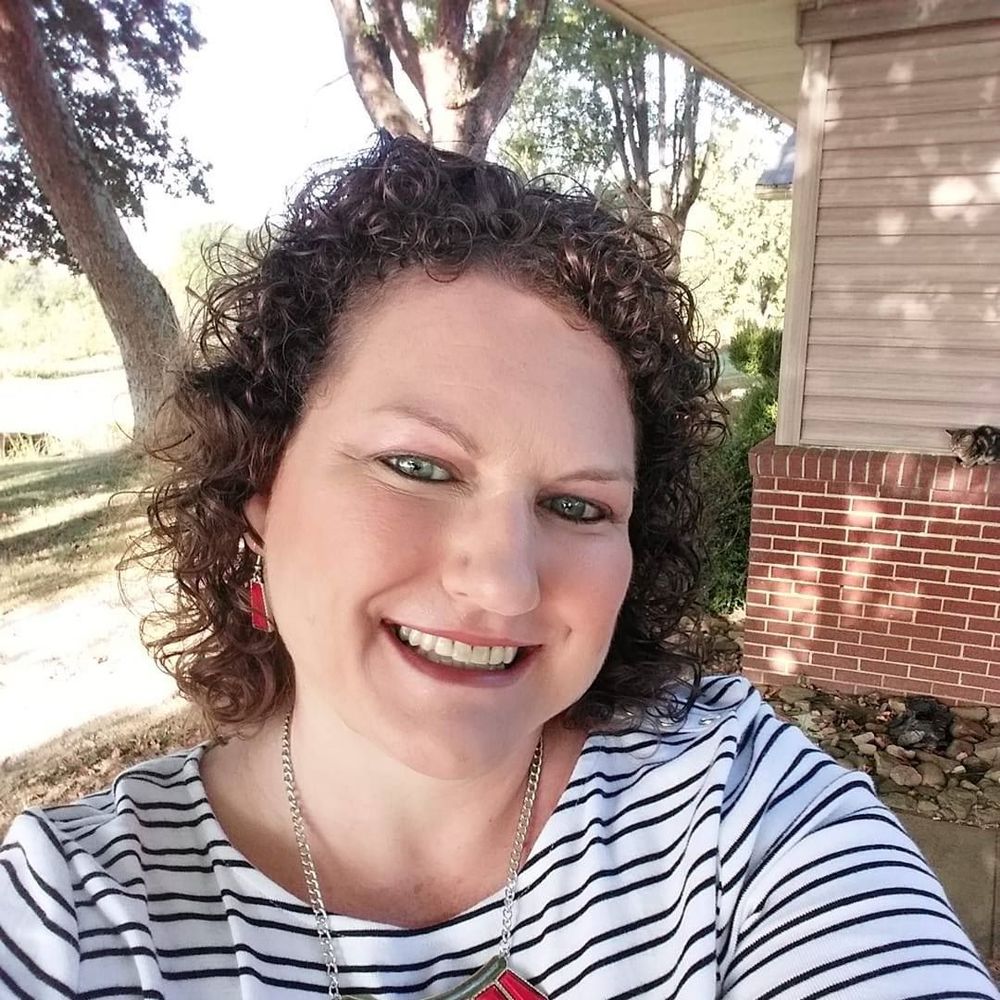 Meet your Posher, Alyson